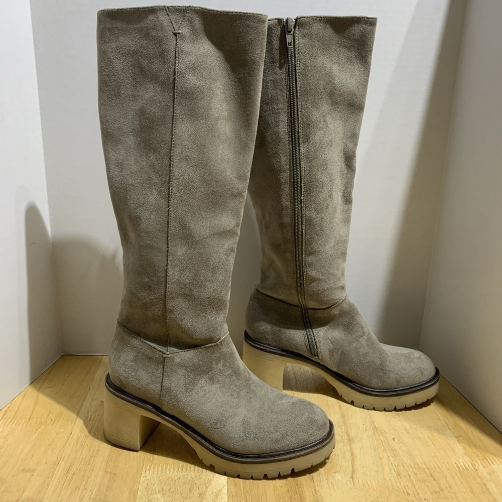 MiiM Women's Gray  Knee High Block Heel Boots- Size 6 Faux‎ Suede